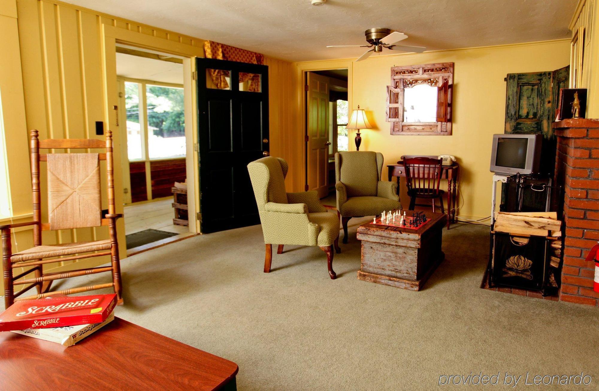 The Manor On Golden Pond Bed and Breakfast Holderness Δωμάτιο φωτογραφία