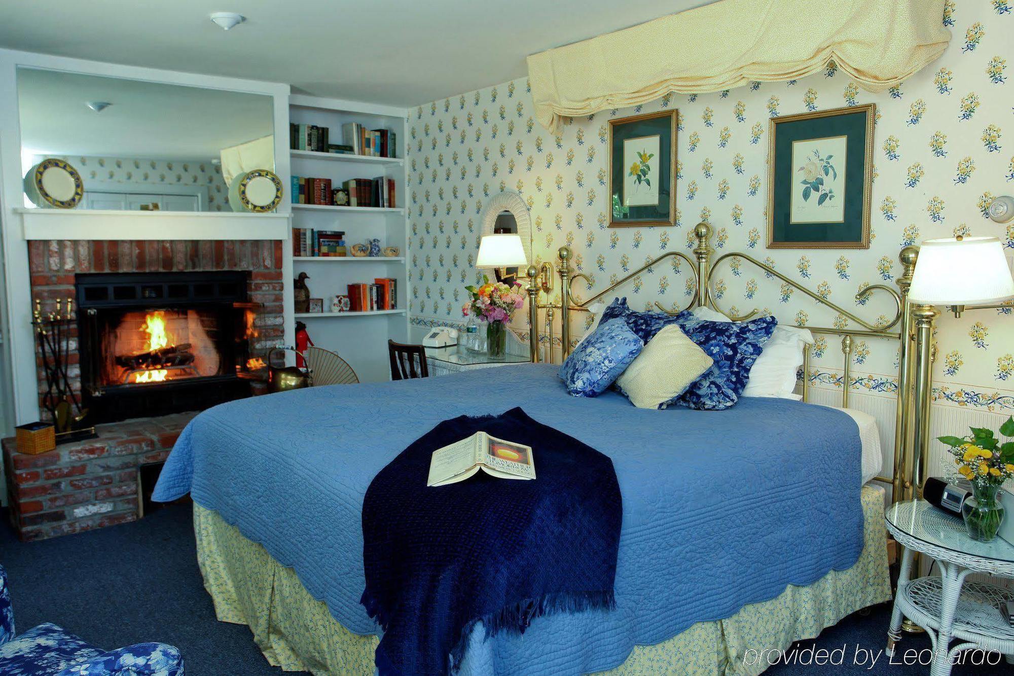The Manor On Golden Pond Bed and Breakfast Holderness Εξωτερικό φωτογραφία