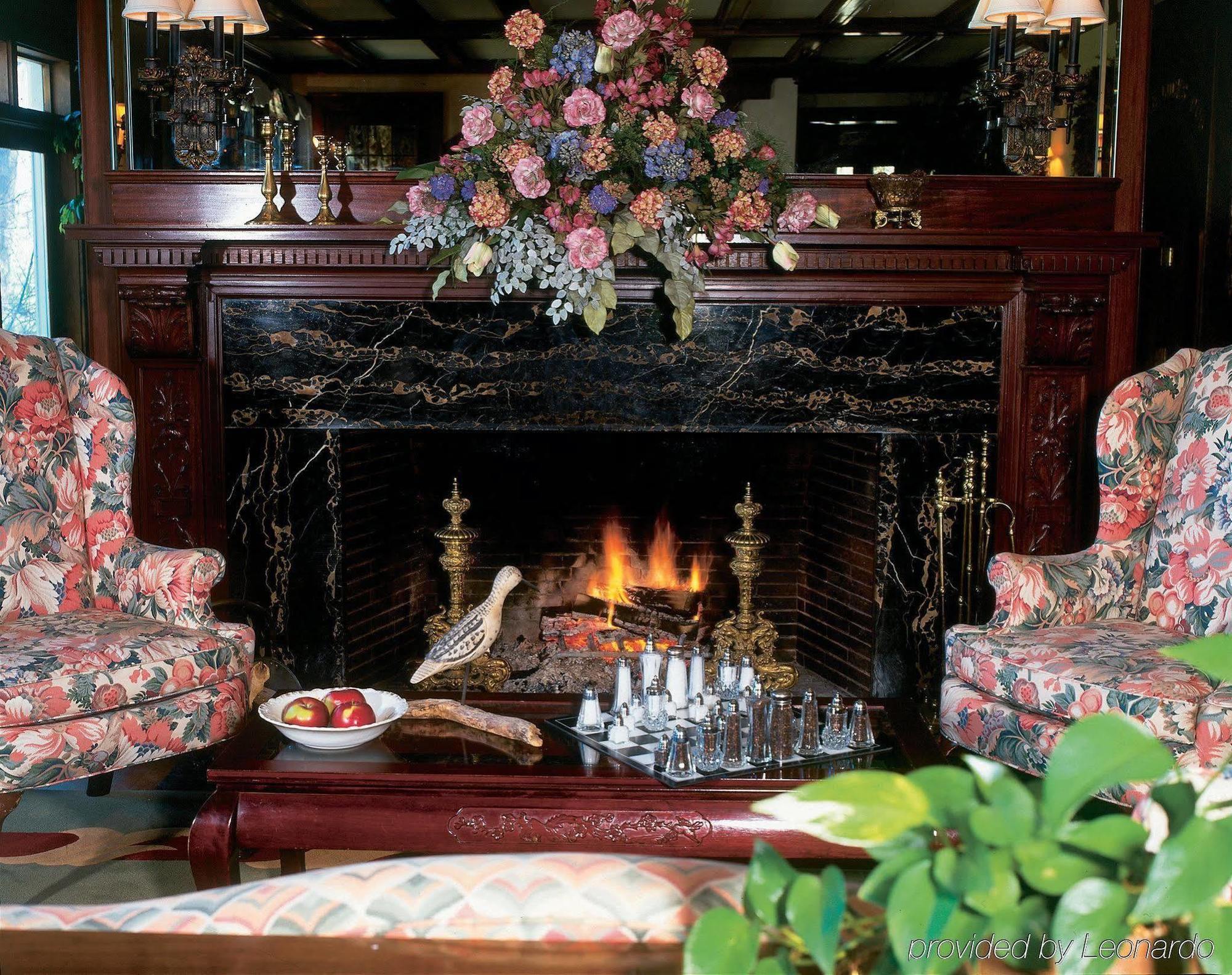 The Manor On Golden Pond Bed and Breakfast Holderness Εξωτερικό φωτογραφία